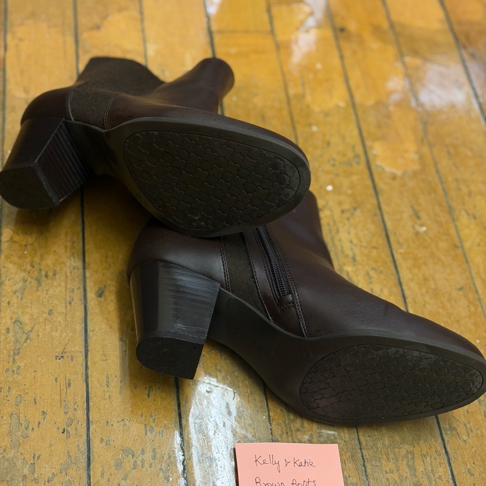 Kelly & Katie Dark Brown Ankle Booties - Picture 3 of 4